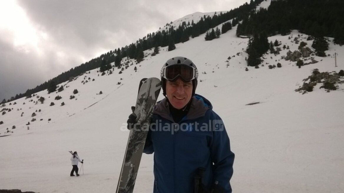 Σκι στο Μαίναλο έκανε ο Αμερικανός πρεσβευτής στην Ελλάδα 